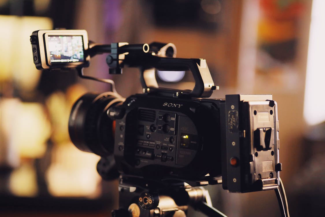 The 9 Best Cameras for Documentary Filmmaking in 2023 Wedio