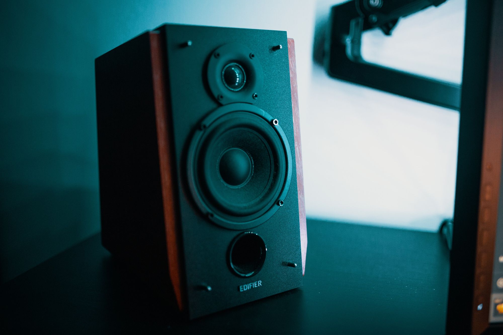 Music video speakers