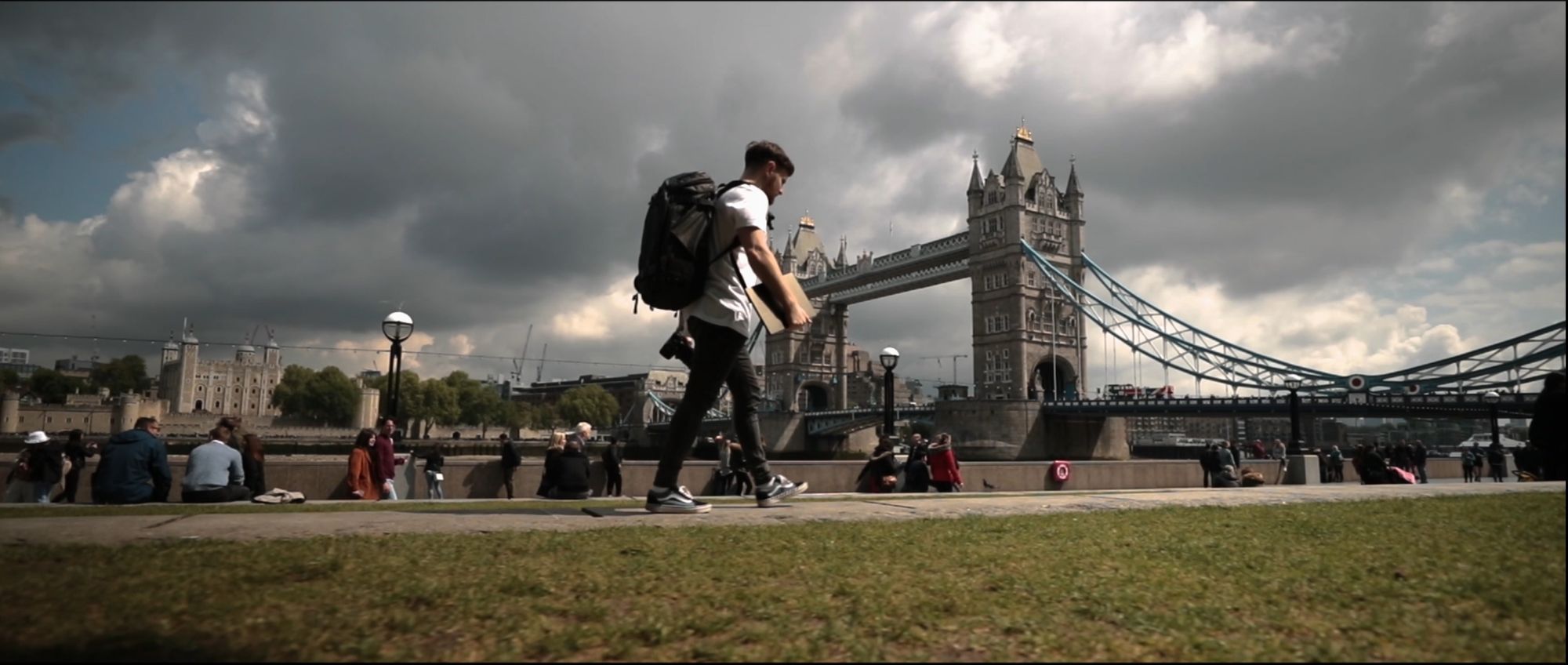 Film location near the Tower Bridge