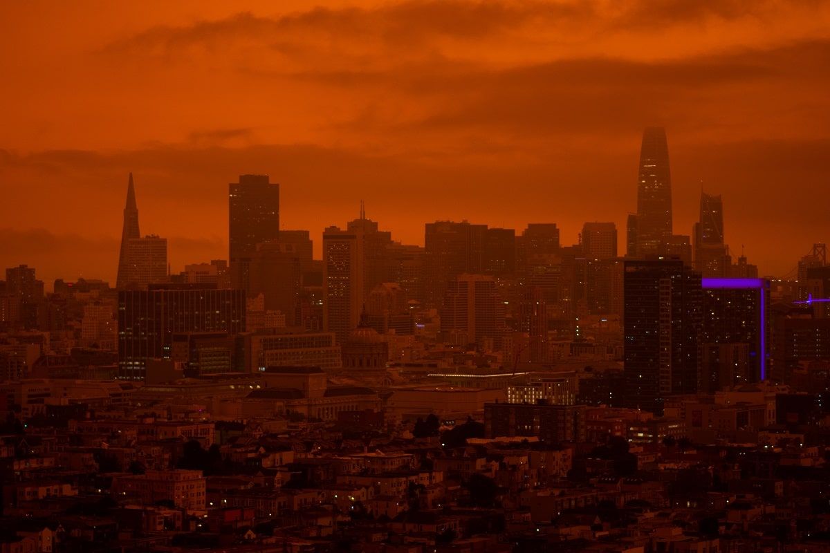 blade runner orange tinted city