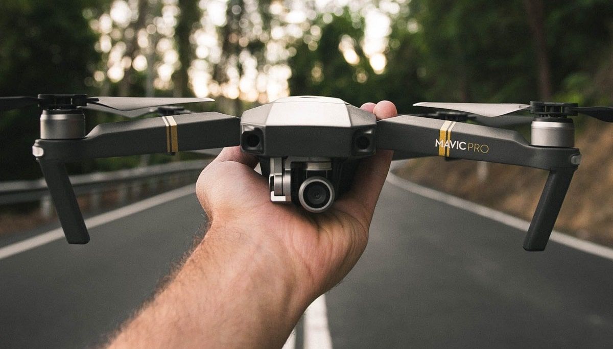 Har du brug for et certifikat for at flyve en drone | Regler og love Wedio