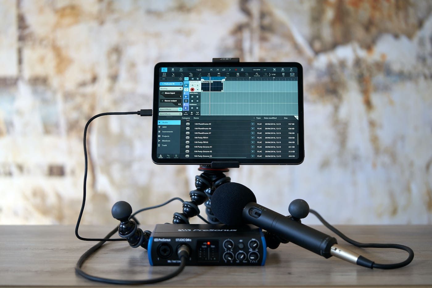 Integrated Monitor Design on the DJI Ronin 4D