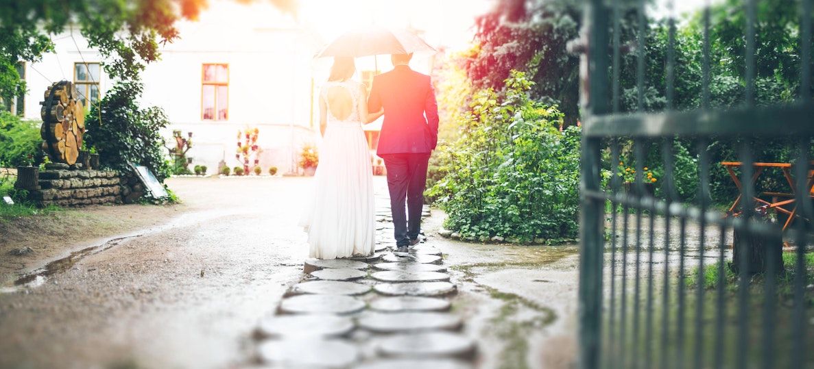 umbrella married couple