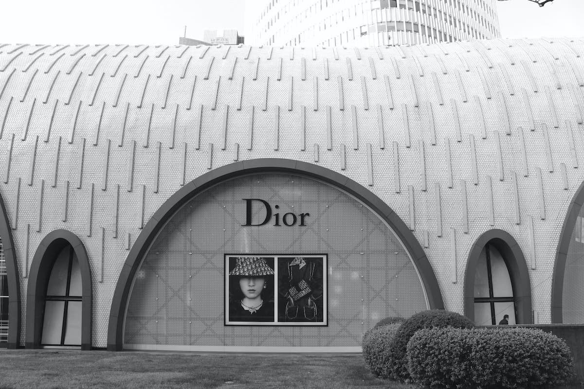 Dior fashion books