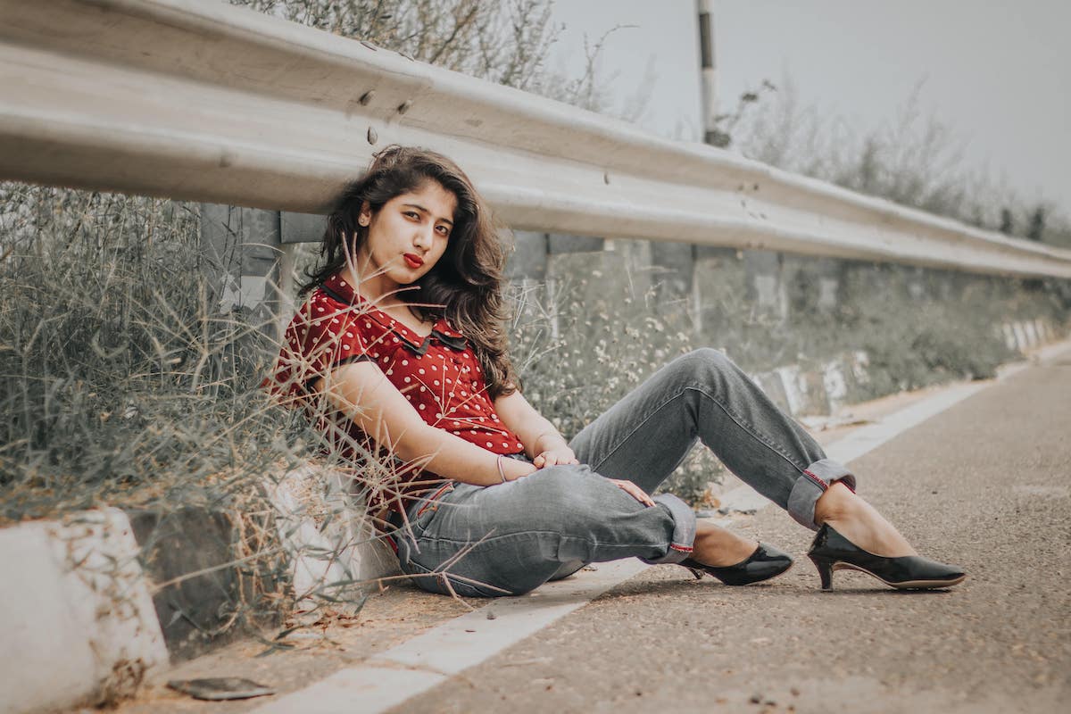 Wearing this pretty pretty pretty kurti by @thesecret_label 🌸 Juttis by  @the_haelli… | Pose for girls photoshoot in kurti, Girl fashion style,  Stylish girls photos