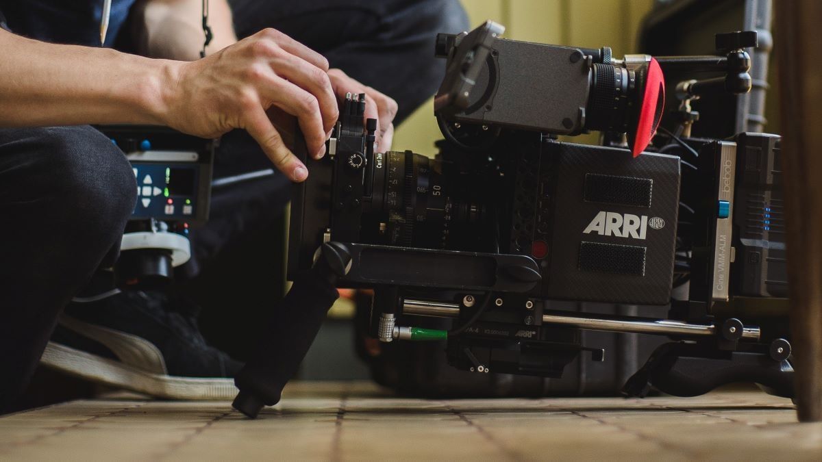 Arri alexa 35. Arri Alexa Mini. КПП В кинопроизводстве. Ремень Arri. Janitor Arri.