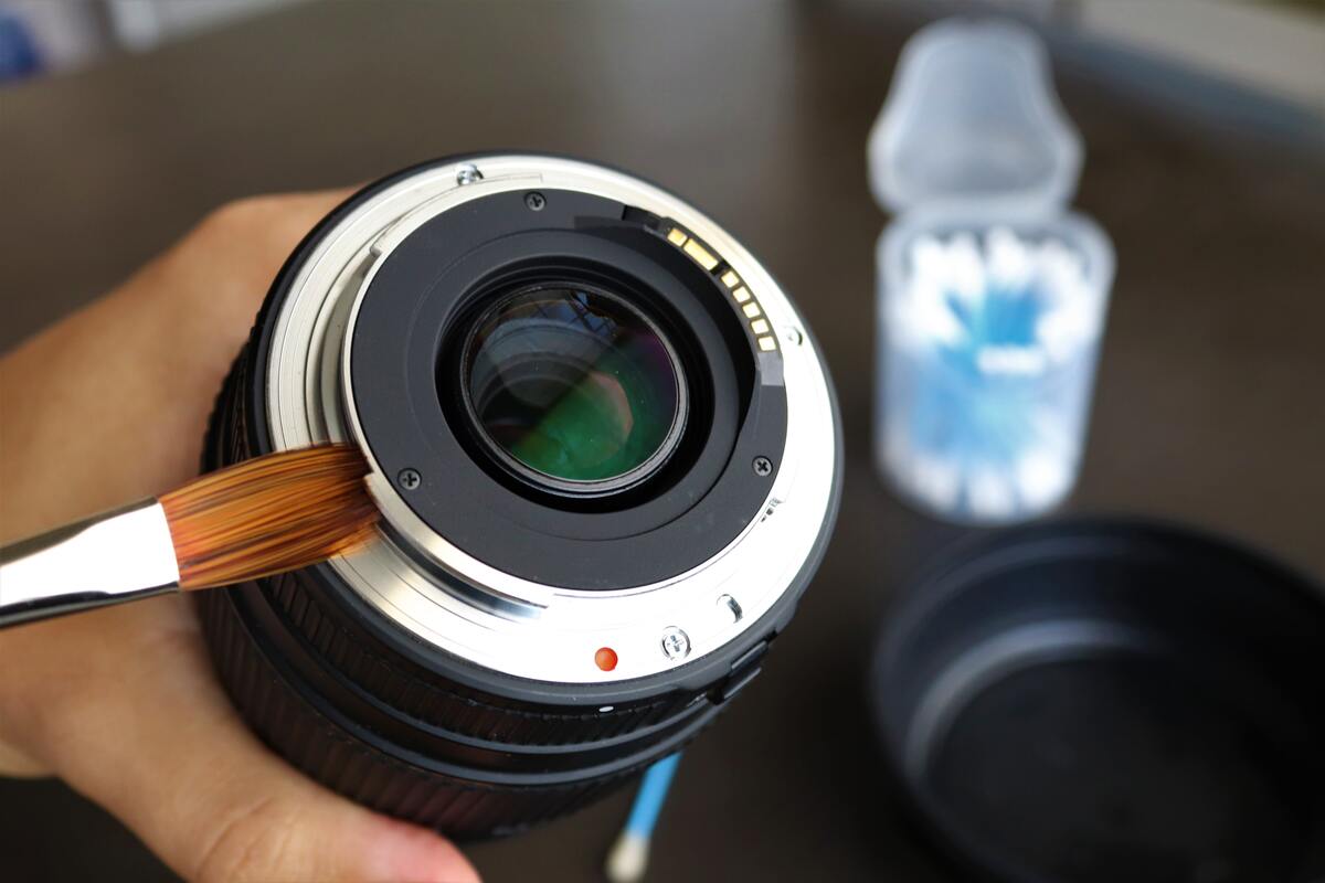 how to clean camera lens guide