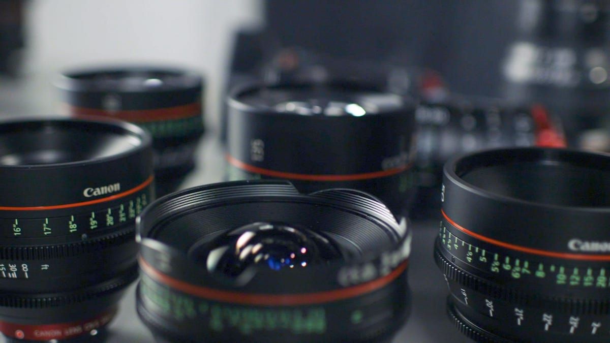 Best wide-angle lens for beginners